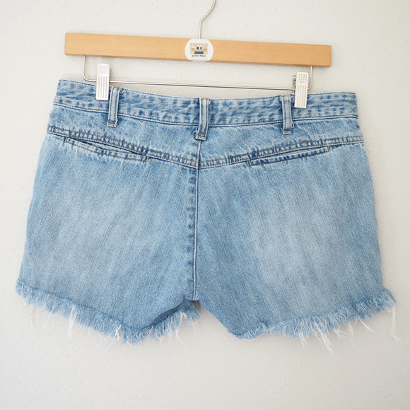 Y2K Vintage Lowโ Rise Cut Off Jean Shorts Bare Back Size 6 100% Cotton - Picture 4 of 9